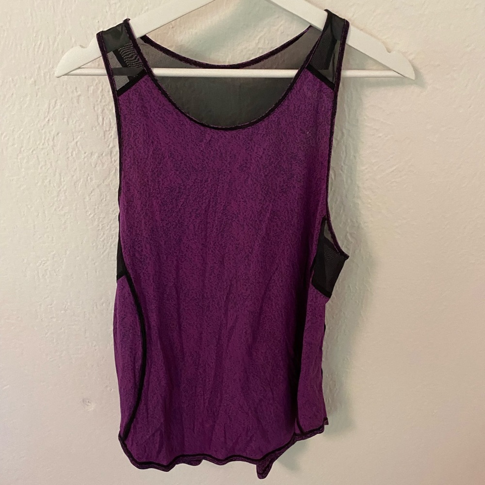 Lululemon tank